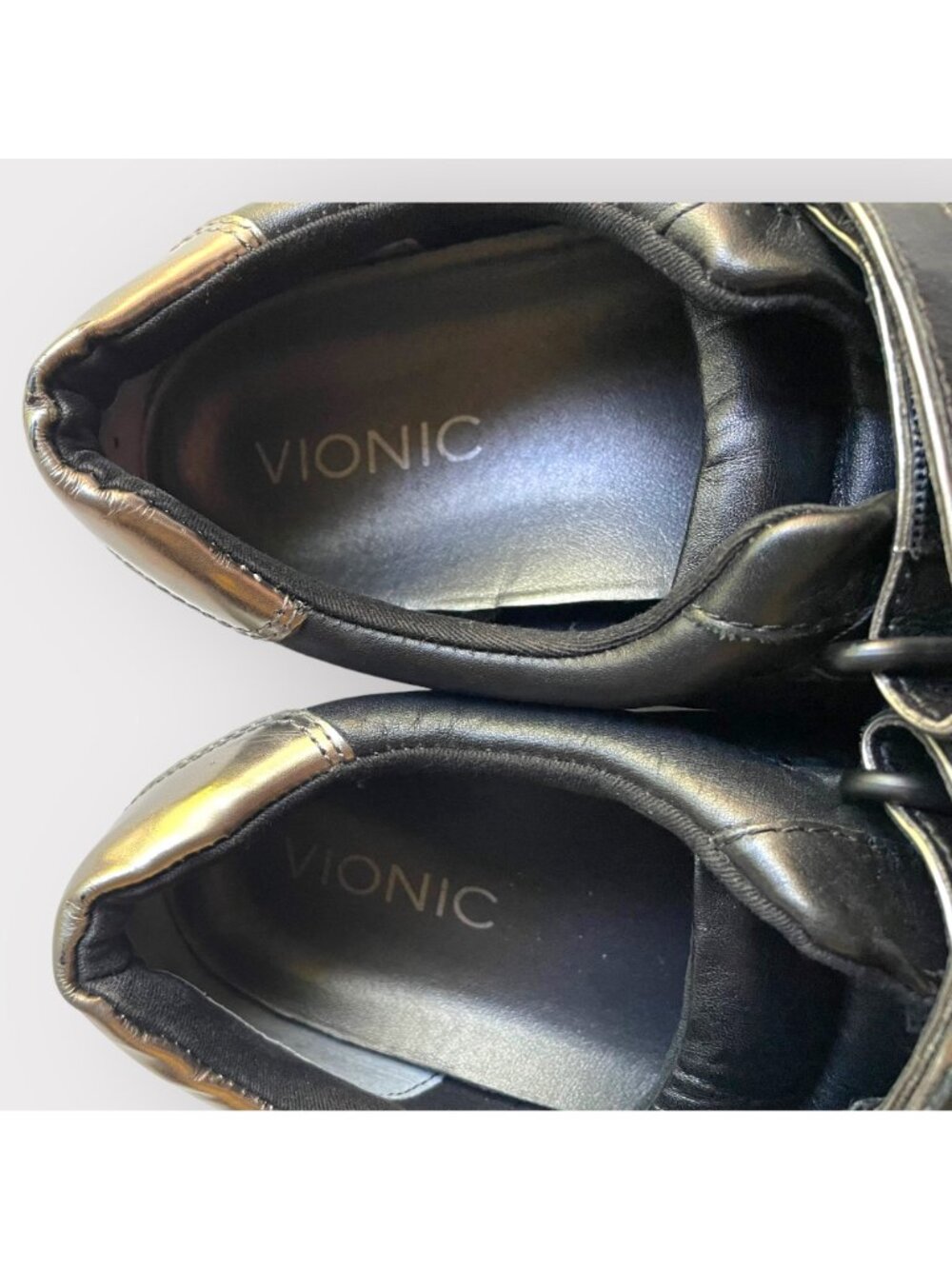 Vionic Size 9 Black Bobbi Leather Hook and Loop 3 Strap Low Top Sneakers Shoes - Picture 5 of 10